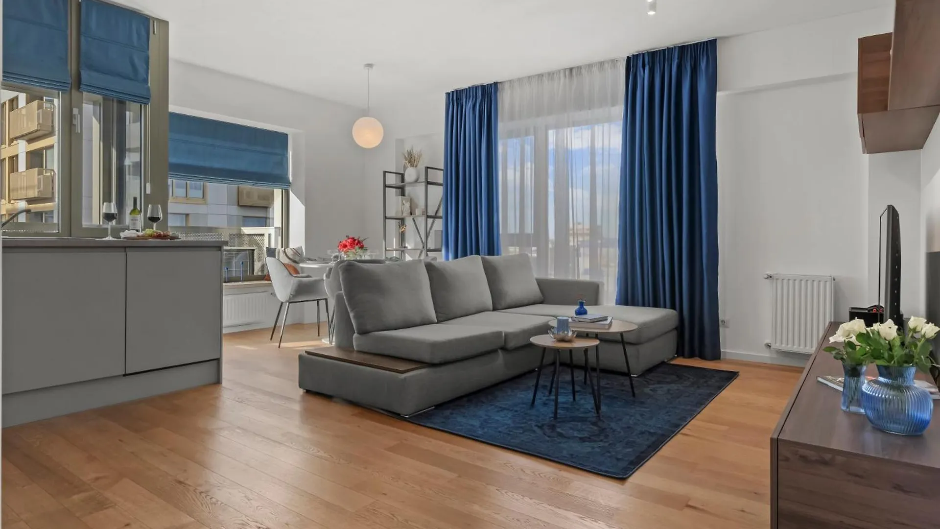 Mido Duo In New Building With Parking, Self Check-In And Security Apartment Bucharest